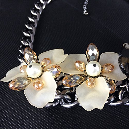 Asma Leopard Design 3 Flower Designer Necklace for Women